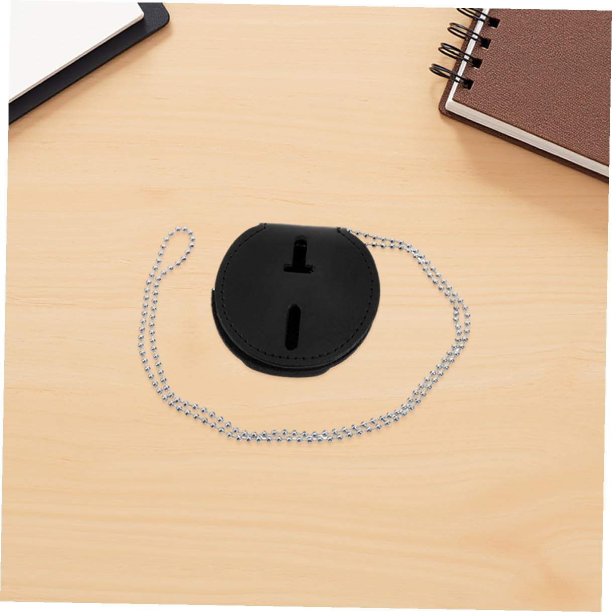 Porta Badge Rotondo 7 Pezzi in Pu con Catena e Clip