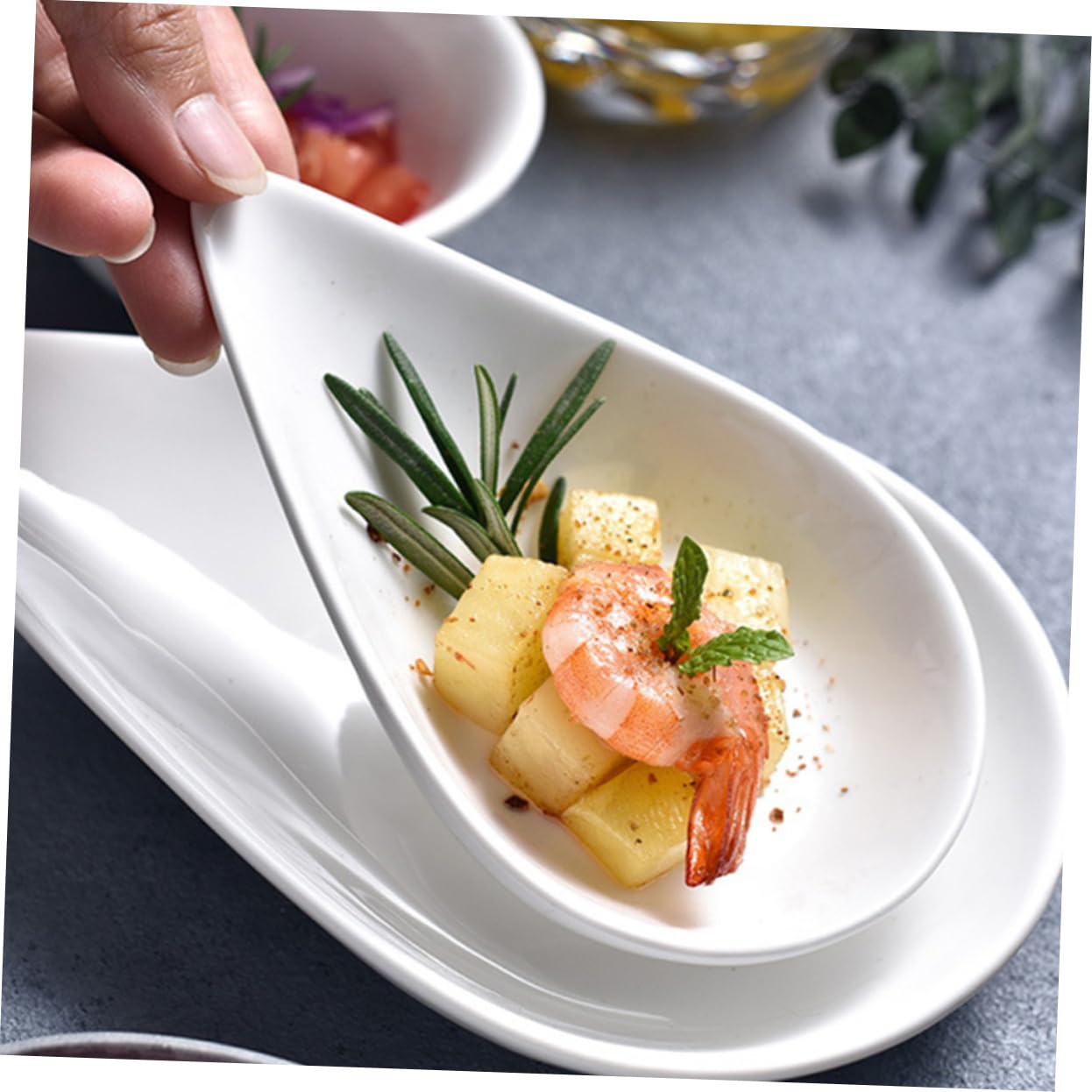 NAMOARLY 1pc Ceramic Sushi Bowl Japanese Side Dish Sushi Dipping Bowl Soy Sauce Bowls Sauce Dishes Porcelain Sauce Bowl Storage Plate Soy Dish Appetizer Saucer Snack Holder White Ceramics