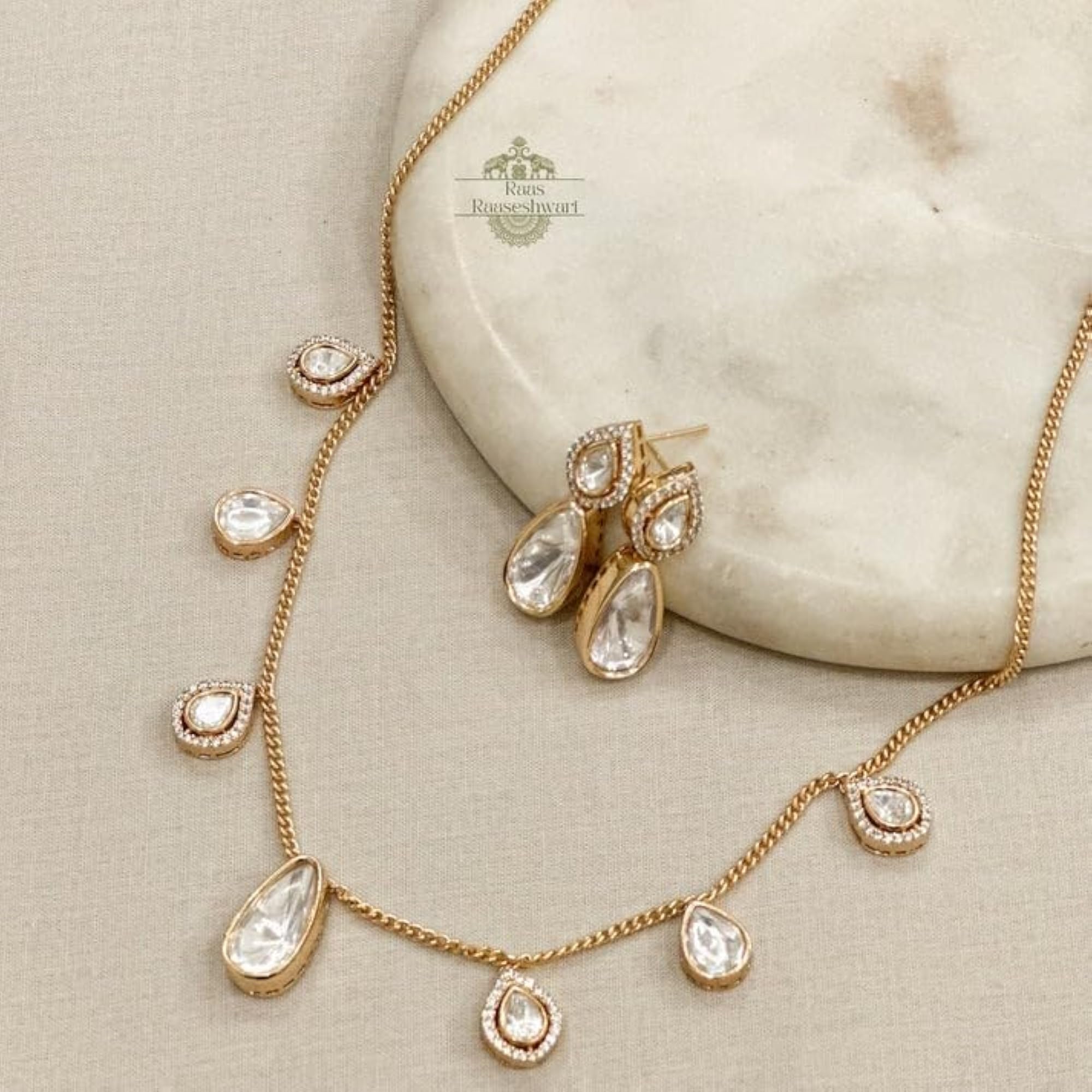 Women's Elegant Polki Necklace with Uncut Diamonds, Traditional Indian Design