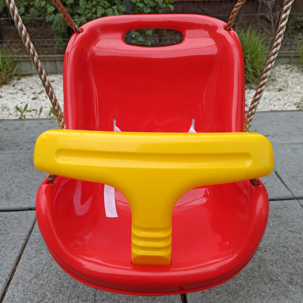 TRIBECCO® Cuna de columpio para bebé 3-12 años – ajustable en altura, con cinturón de seguridad y barra, para interior y exterior, resistente a la intemperie, probado según EN 71, hasta 50 kg, asiento