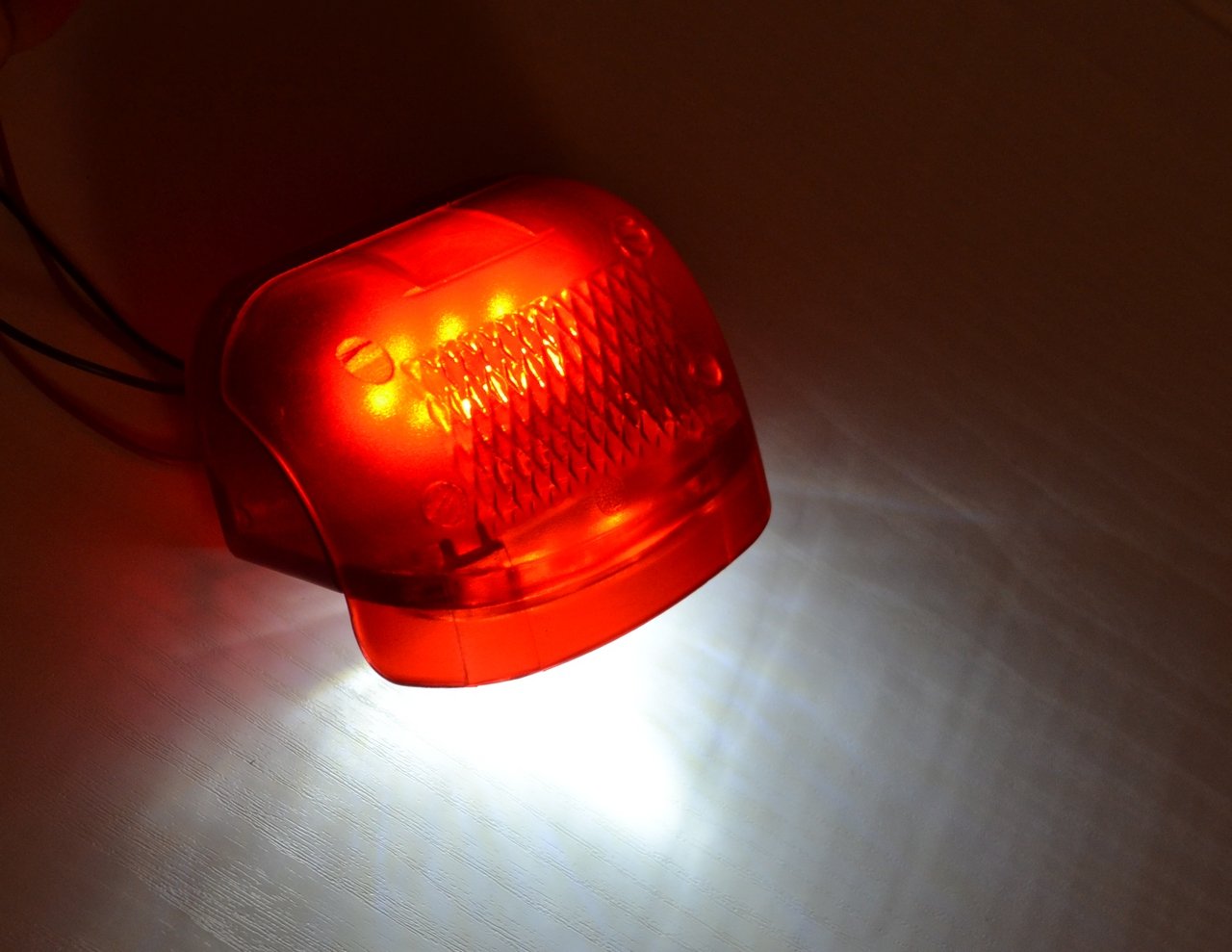 4 X LED Lampes de plaques d'immatriculation arrière + Marker lamps pour camion remorque Chassis Bus caravane double fonction