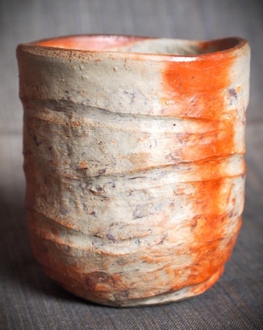 人気作家★川端文男【師：金重利右衛門】★備前《自然練り込み》湯呑み★共箱 Amazon | 川端文男師 金重利 右衛門 備前 自然練り込み 湯呑み | ノー