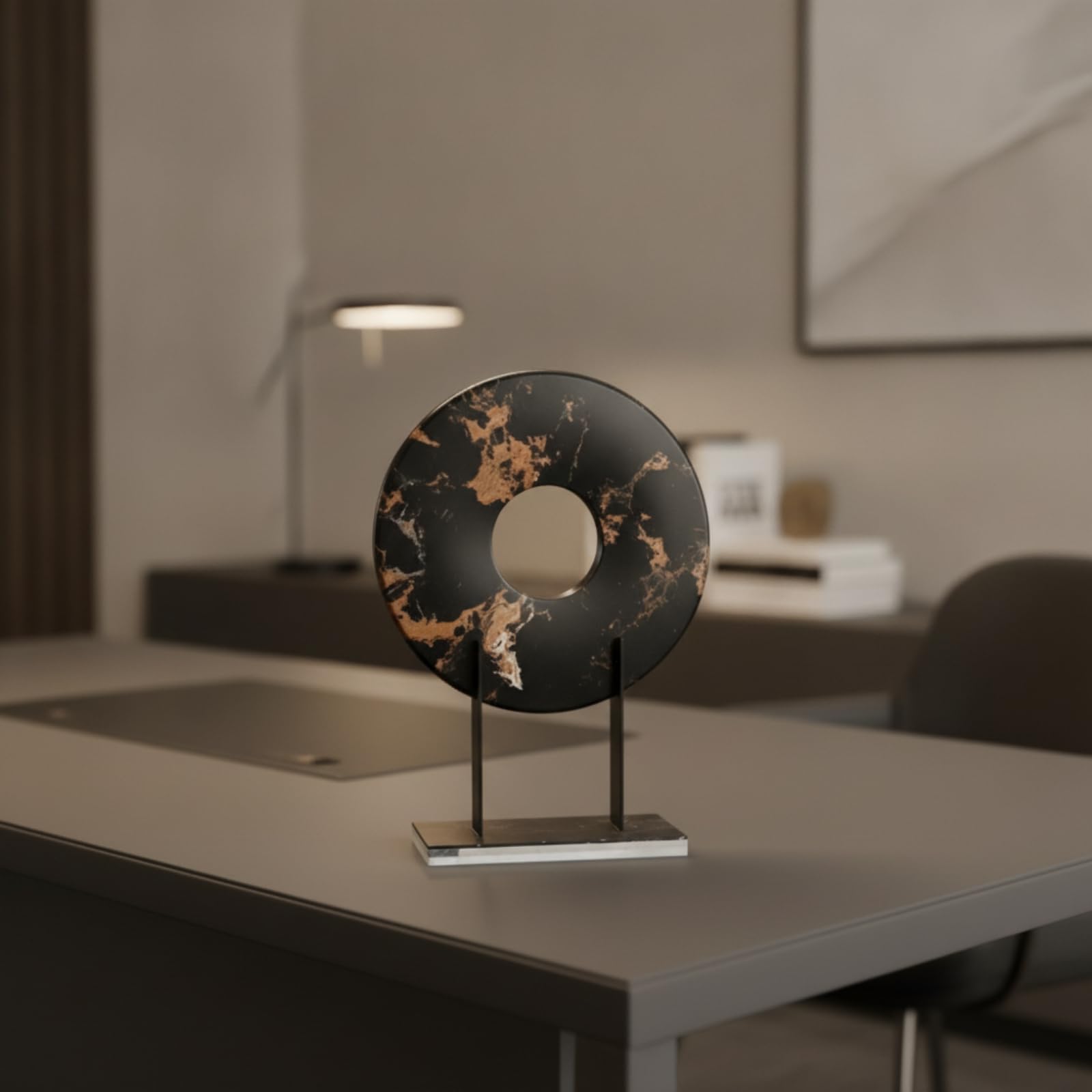 Adorno Figura con Base, Pequeño
