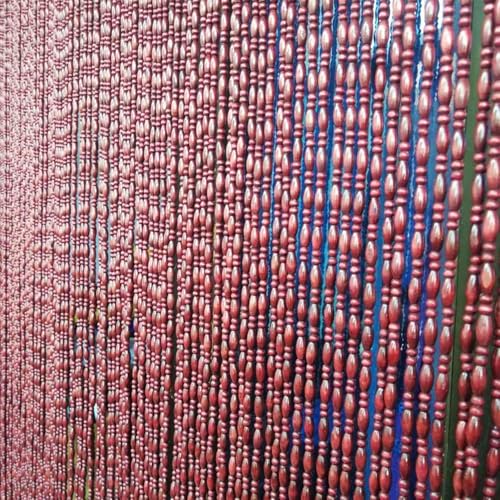 Rideau de perles en bois pour diviser une pièce sans perdre de luminosité - 5