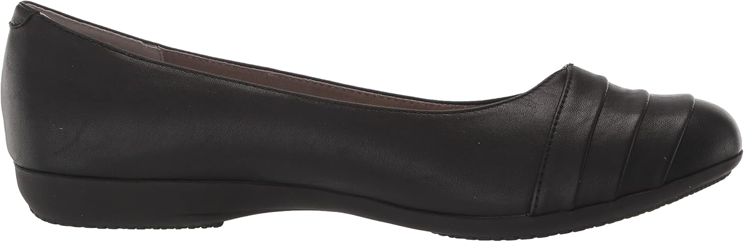 CLIFFS BY WHITE MOUNTAIN Women's Shoes Clara Ballet Flat 9 Black/Burnished/Smooth
