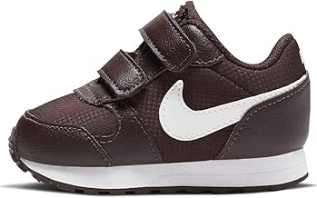 nike negras suela marron