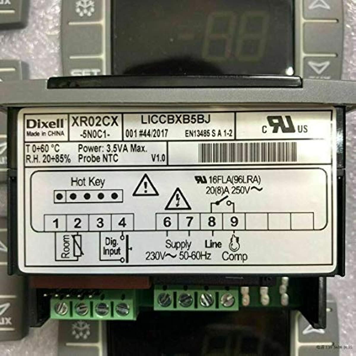 Dixell XR02CX-5N0C1 230V / 50-60Hz Controlador de termostato digital Descongelación de ciclo apagado con 1 Sonda NTC para aplicaciones de refrigeración a temperatura normal