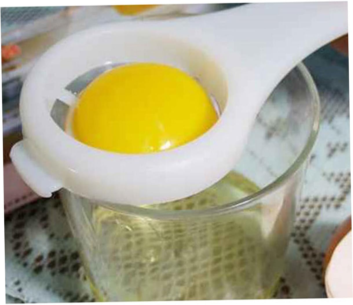 2 Pcs Plastic Egg Separator Yolk Extractor Kitchen Cooking Gadget Divider Lightweight Sieve Tool for Baking and Cooking Convenience