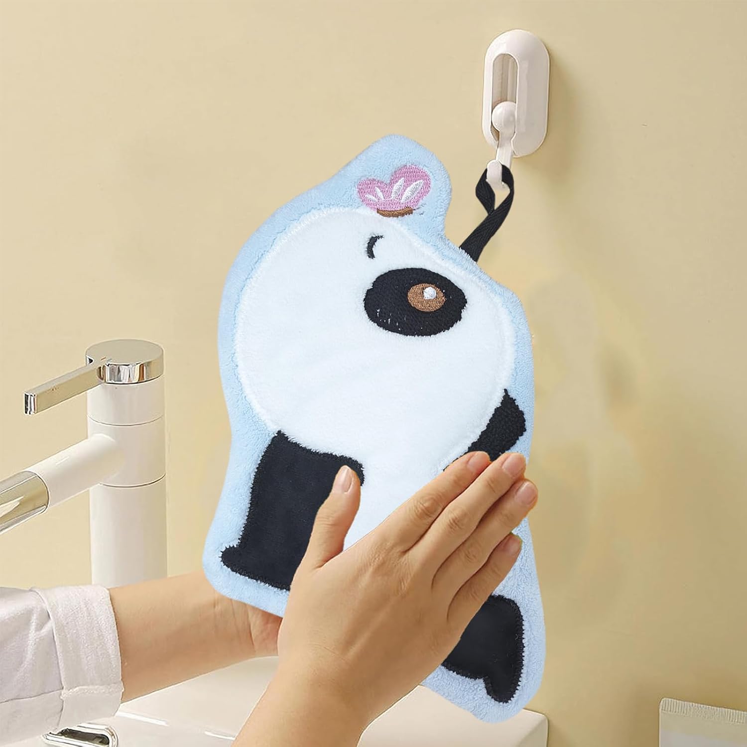 USTIDE 4Pack Cute Panda Hand Towels Set Soft Absorbent Funny Microfiber Washcloths Soft Hanging Hand Towels for Bathroom Kitchen Home Decor