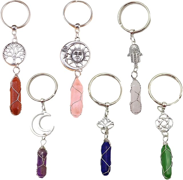MEITREND Chakra Healing Crystal Key Chain 6PCS Natural Gemstone Keyring Reiki Healing Keychain for Women Men Girls Quartz Crystal Stone Car Key Ring Bag Charm Christmas Gift