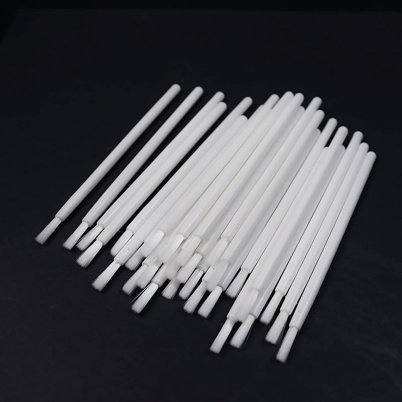 Pincéis descartáveis para lábios NEGEMEL com cerdas de nylon, cabo plástico e 100 unidades, Branco