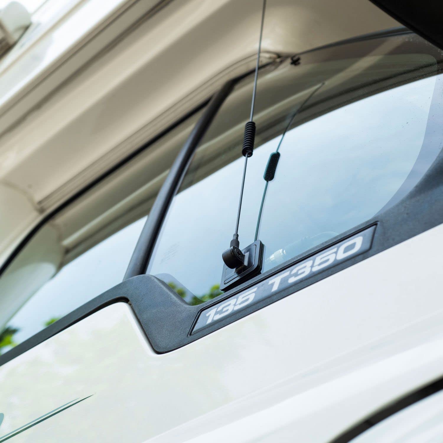 Midland - Antenna CB RV 65 da Vetro per Radio CB, Alta Prestazione per Camper Auto e Camion, Lunghezza 65cm, Potenza Max 10W, Impedenza 50 Ohm, ROS < 1.2, 40 Canali, Cavo 5m, Installazione Senza Fori
