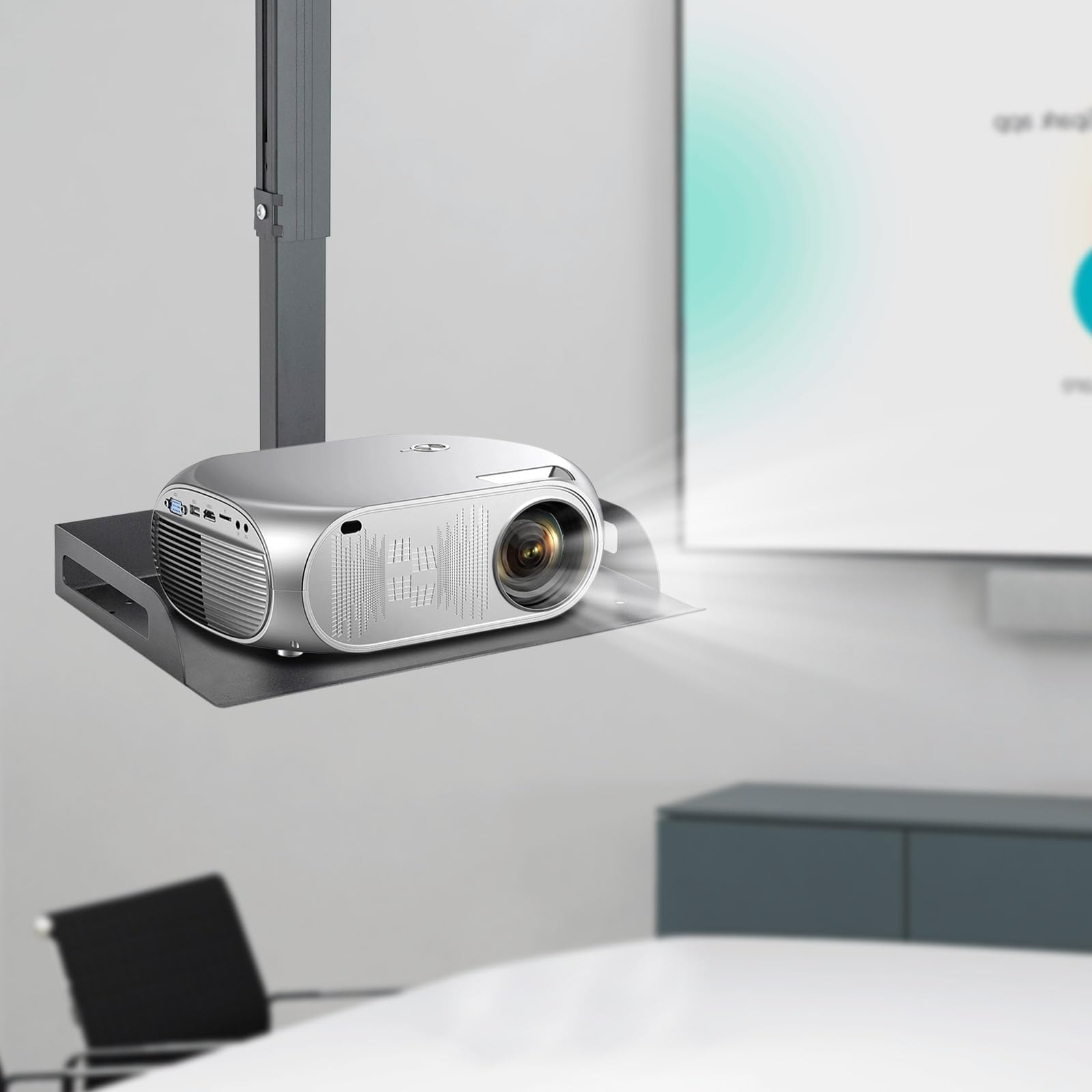 Supporto da soffitto per proiettore, vassoio universale in metallo con guardrail, fondo scavato, altezza regolabile 13,4 – 22 in, può contenere fino a 14 kg, per proiettori e fotocamere