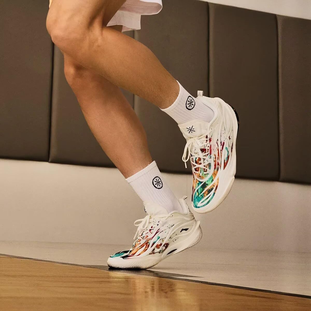 LI-NING Wade 808 5 Ultra V2 Men's Professional Basketball Shoes Lightweight High-Resilience Sneakers Blanc De Blanc US 13