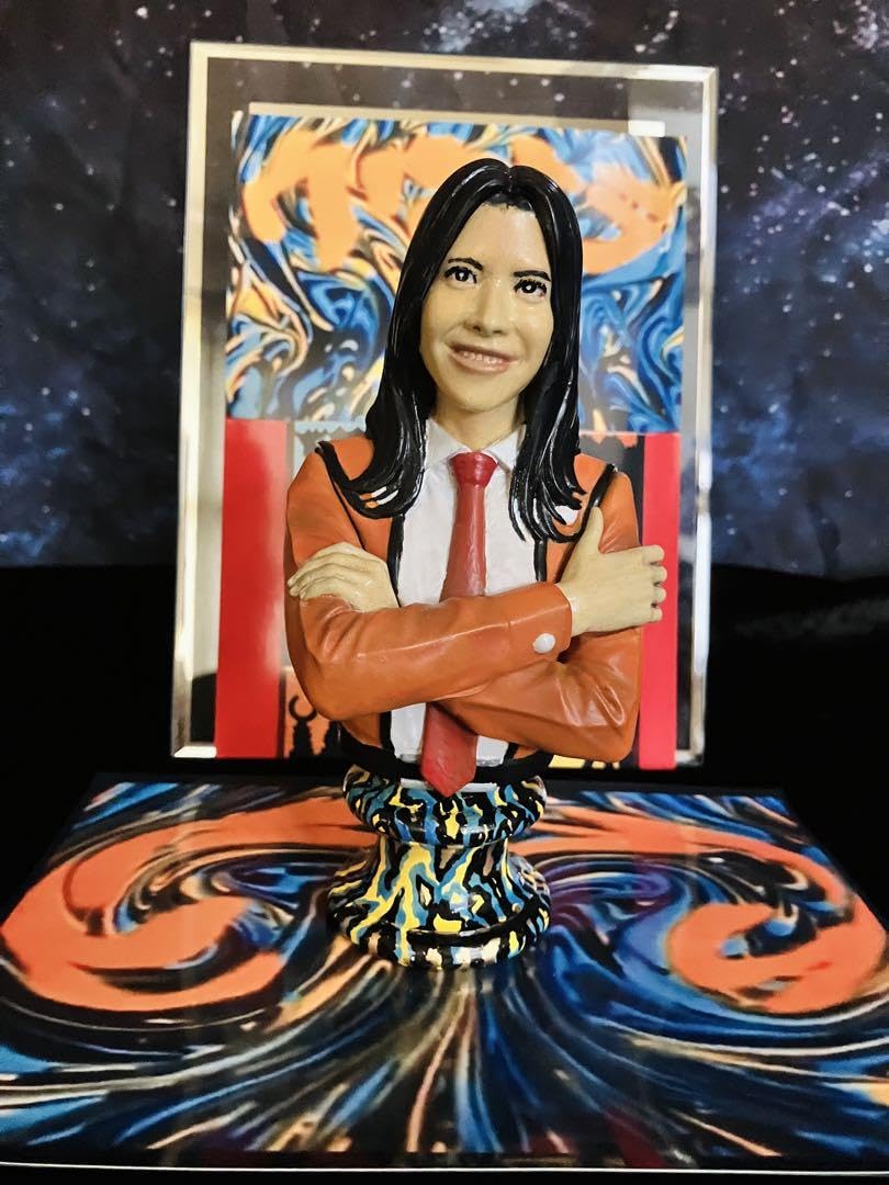 Amazon.co.jp: ウ ル ト ラ マ ン・フジ・アキコ隊員胸像ソフビキット