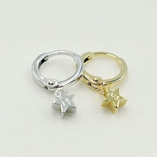 Miniatura 2 de Petite Boutique Aretes con iniciales de estrella pequeña, chapados en oro de 16 quilates, regalo personalizado, delicado estampado a mano, delicados