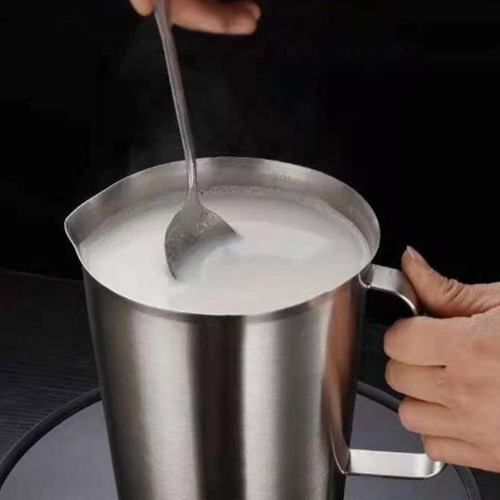 Taza Espumadora 2000ml (2 litros) Taza de Medir Portátil y | Jarra Espumadora para Leche para Bebidas Lácteas Cocinas Cafeterías Desayunos
