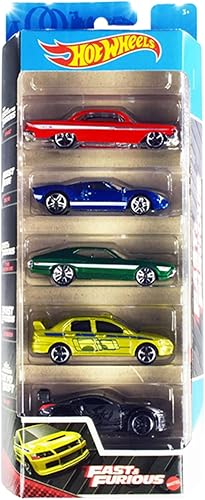 Hot Wheels Fast and Furious - Paquete de 5 autos de juguete a escala 1:64, réplicas de la película con decoraciones exclusivas (los estilos pueden