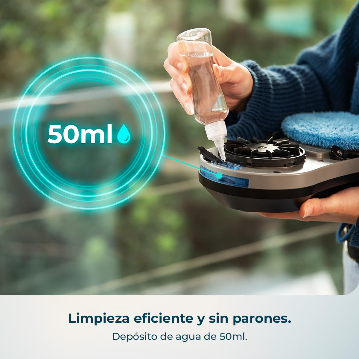 Cecotec Robot Limpiacristales con App Conga Windroid W10 DoubleSpray | Pulveriza, Limpia y Seca, 12 Mopas y Doble Spray, 4 Modos, Mando, Tanque de Agua 50ml, Motor Digital, Radio de Acción 7,5m