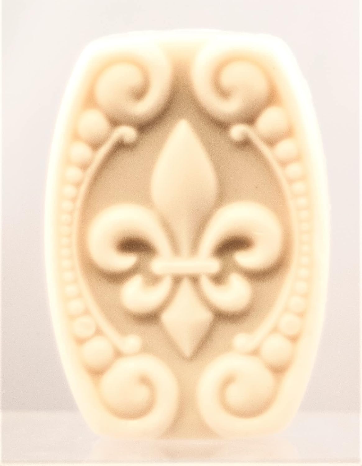 Doussan Men's 4oz Cologne with oud, bergamot, tabacco, vanilla, patchouli, and leather