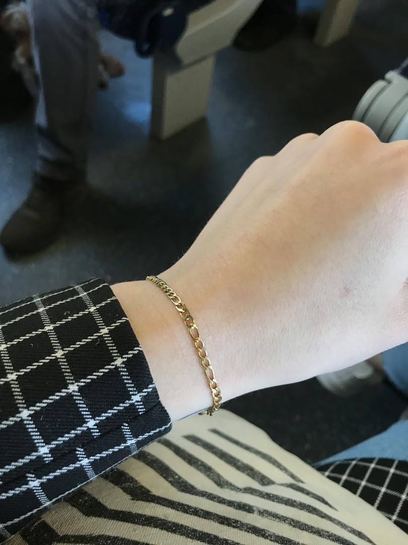 Hey Harper Dainty Gold Bracelet For Women Thin Gili - Waterproof Sweatproof No Tarnish Jewelry - Adjustable, 14k Gold Plated Paperclip Bracelet, Cuban Link - Gift for Women