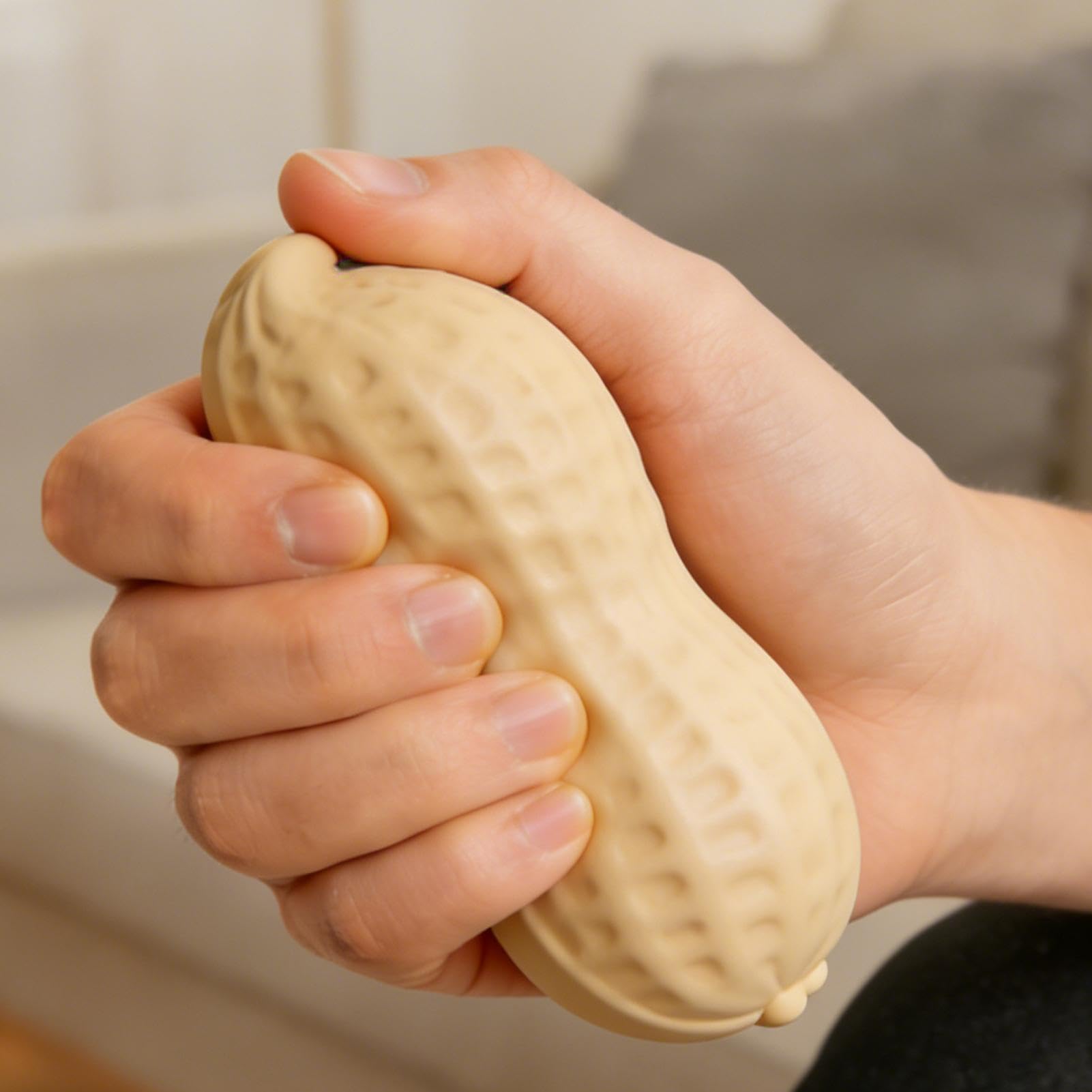 Fidget Toy - realistyczna gniotka z orzeszków ziemnych, uroczy ziemny przedmiot do zabawy sensorycznej o miękkiej, elastycznej fakturze, funkcja komfortowego nacisku dłoni o powolnym odbijaniu, idealn