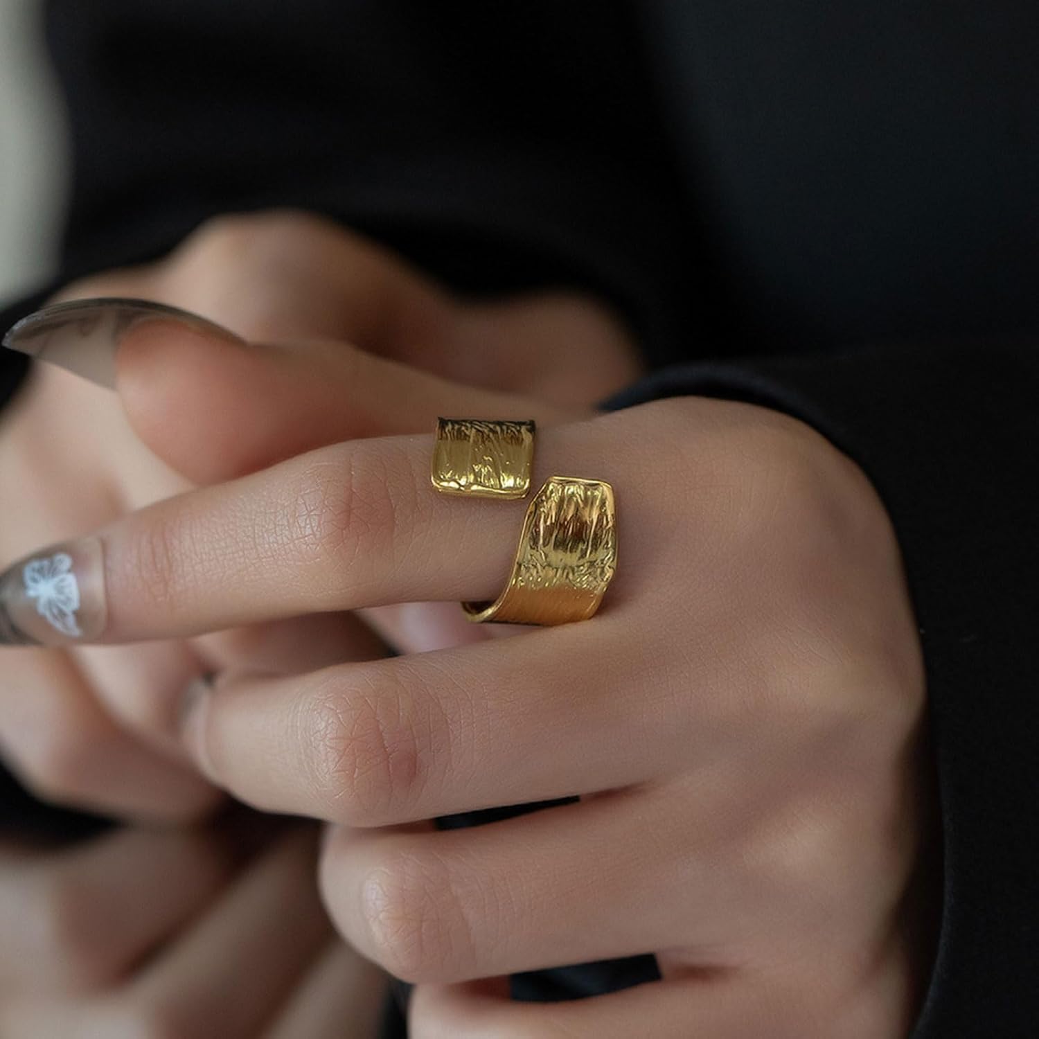 REELMAR Adjustable Hammered Ring for Women 18K Gold-Plated Chunky Textured Crossover Ring Vintage Open Wrap Around Ring Trendy Punk Statement Jewelry - Image 3