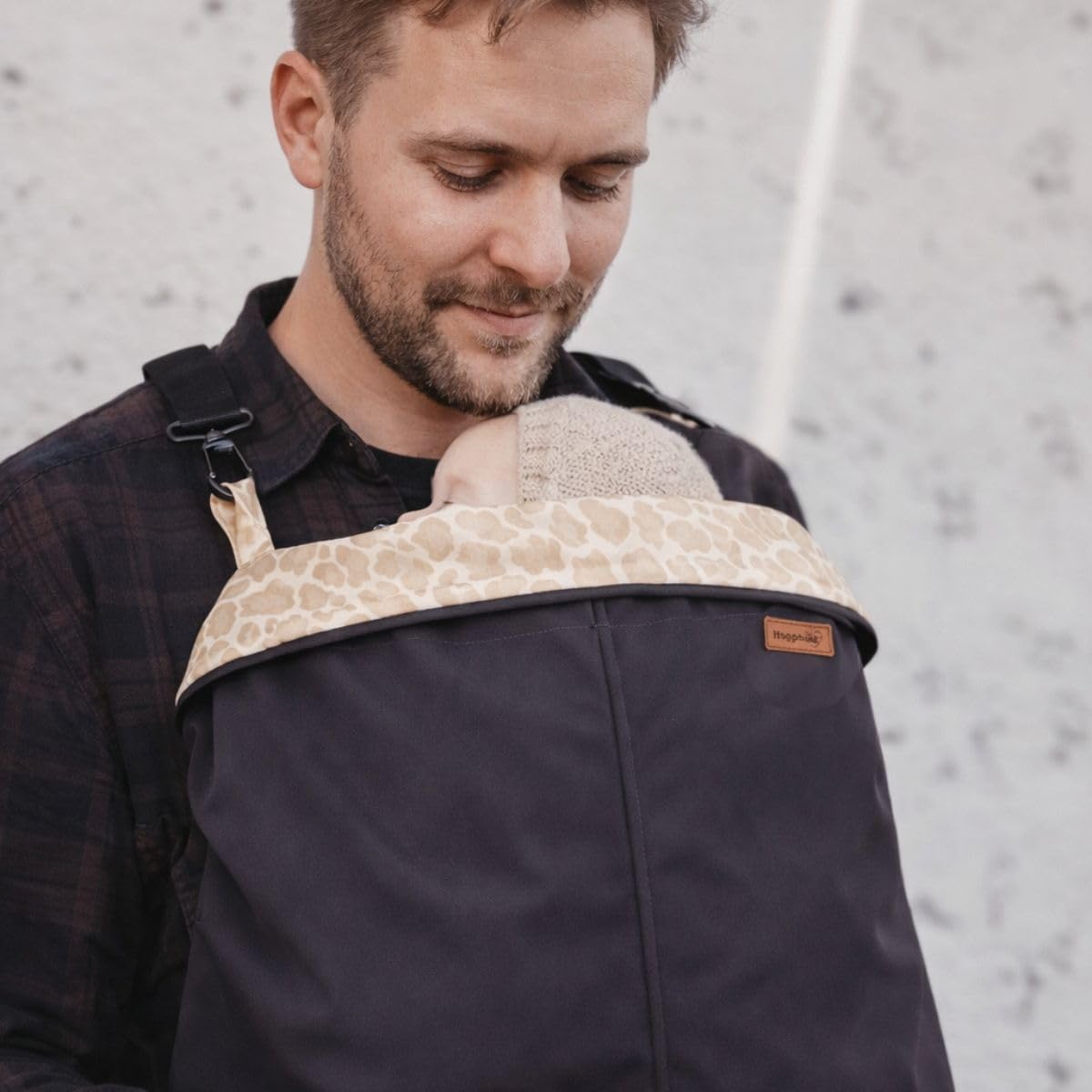 oppediz Tragecover aus Softshell - Universalcover für Babytrage und Tragetuch (Grau/Leo) - Wasserabweisend und Windabweisend