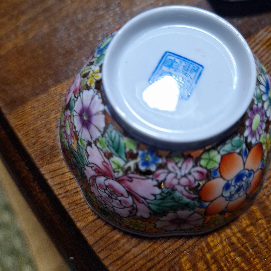 清朝乾隆帝時代に景徳鎮で作られた粉彩丼7 清朝乾隆帝時代に景徳鎮で作られた粉彩丼7