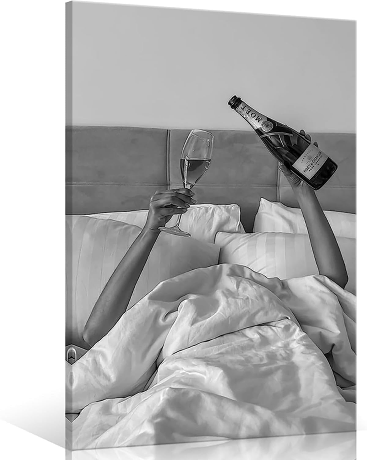 MKHFUW Canvas Wall Art Black And White Photo Feminist Poster Trendy Girl Fashion Home Wall Decor - No Frame (Photo-02, 50x70cm*1)