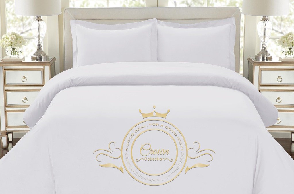Funda de edredón de algodón egipcio para cama doble blanca que recrea un dormitorio de hotel