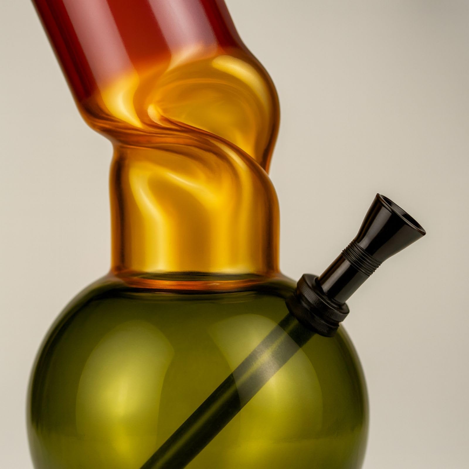 Weedness Bong in Acrilico Boby 30 cm con Foro di aspirazione - Piccolo Set Accessorio Pipa Waterpipe Set plastica