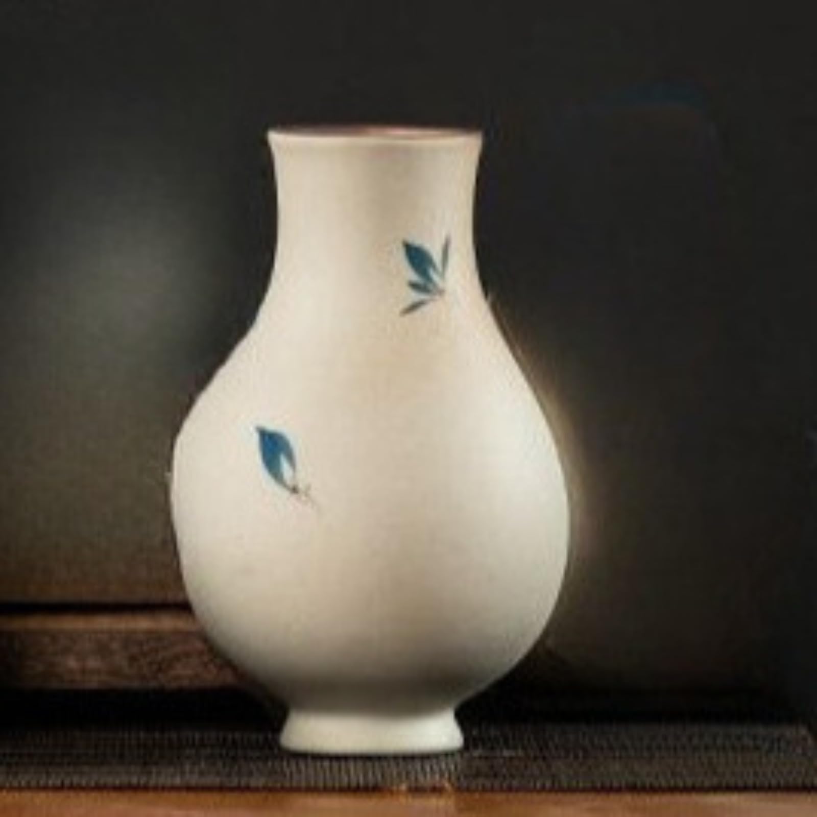 Vase en porcelaine chinoise de style traditionnel pour sublimer vos boutures hydroponiques