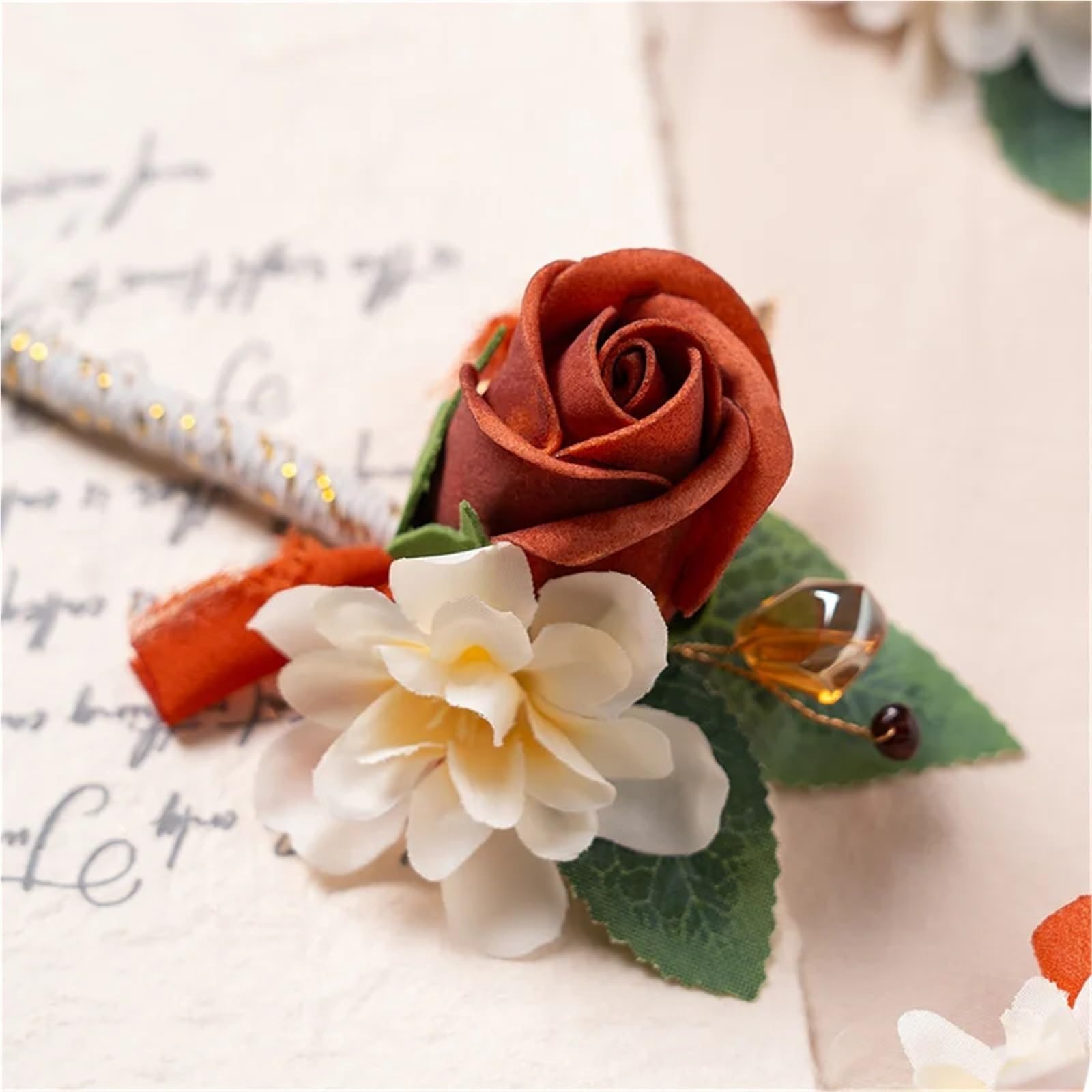Ansteckblume Gebrannte orangefarbene Boutonniere for den Bräutigam, Trauzeugen und, künstliche Blumen for die Hochzeitszeremonie, rustikalen Hochzeitsball(Yellow)