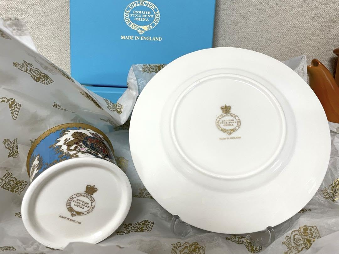 希少英国 ロイヤルコレクショントラスト 王室紋章入りタンカード サイドプレート 希少英国 ロイヤルコレクショントラスト 王室紋章入りタンカード