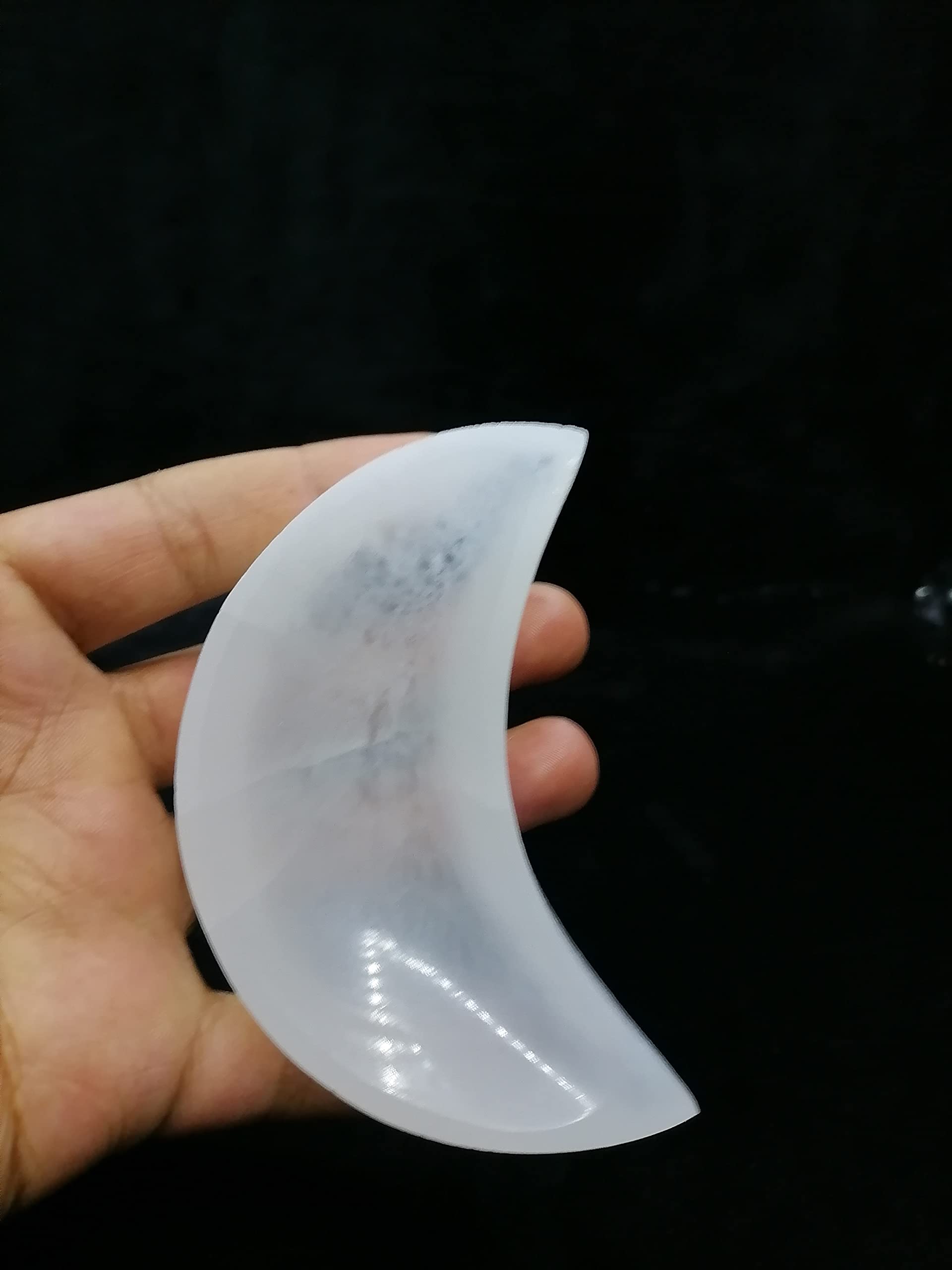 Selenite Bowl Round, Moroccan Handemade Bowl Polished Size Around 10×3 cm 340 gr, White (Shape Moon)