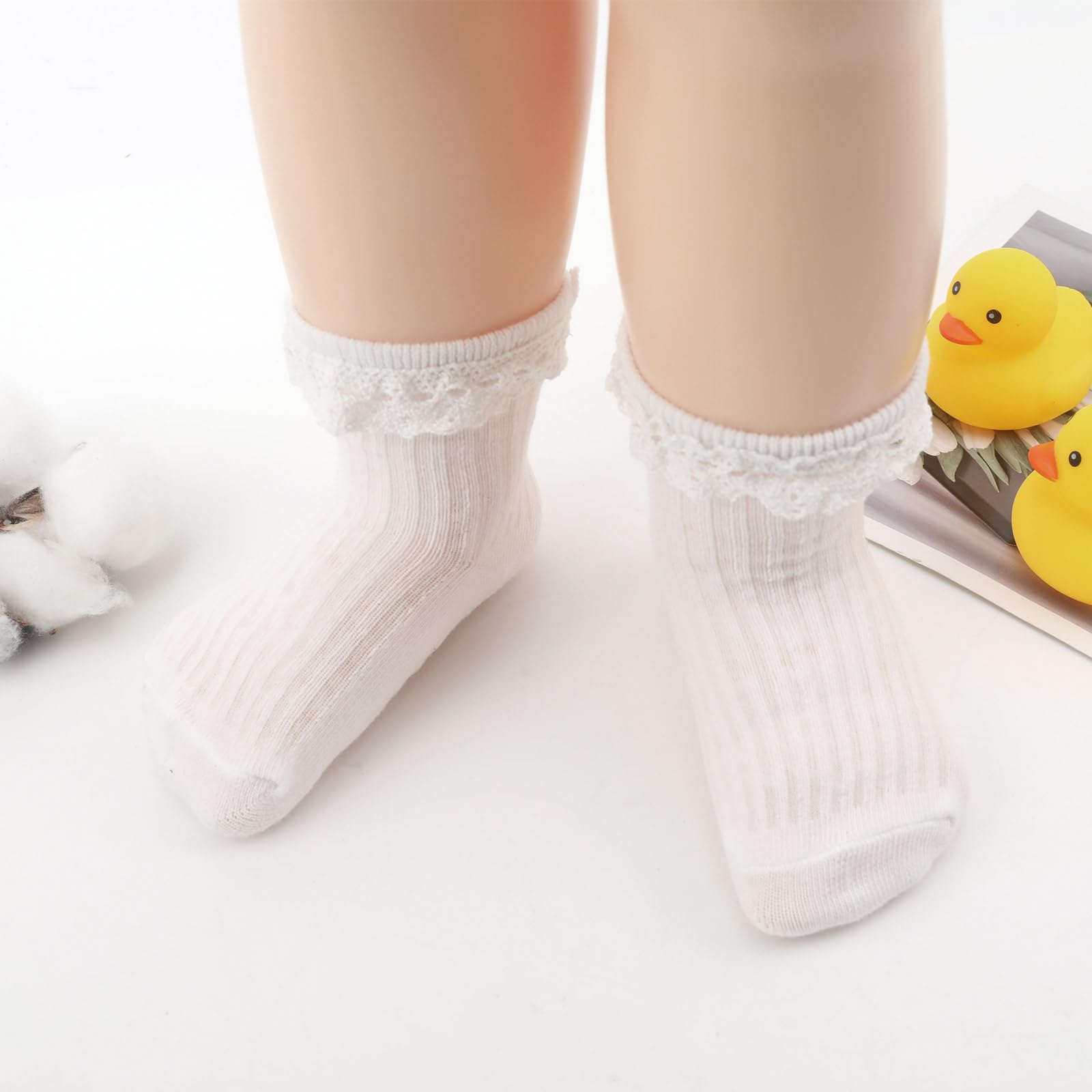 AQOKKA Calcetines para bebé niña con agarre antideslizante, bonitos volantes al tobillo, de algodón suave, calcetines para recién nacidos