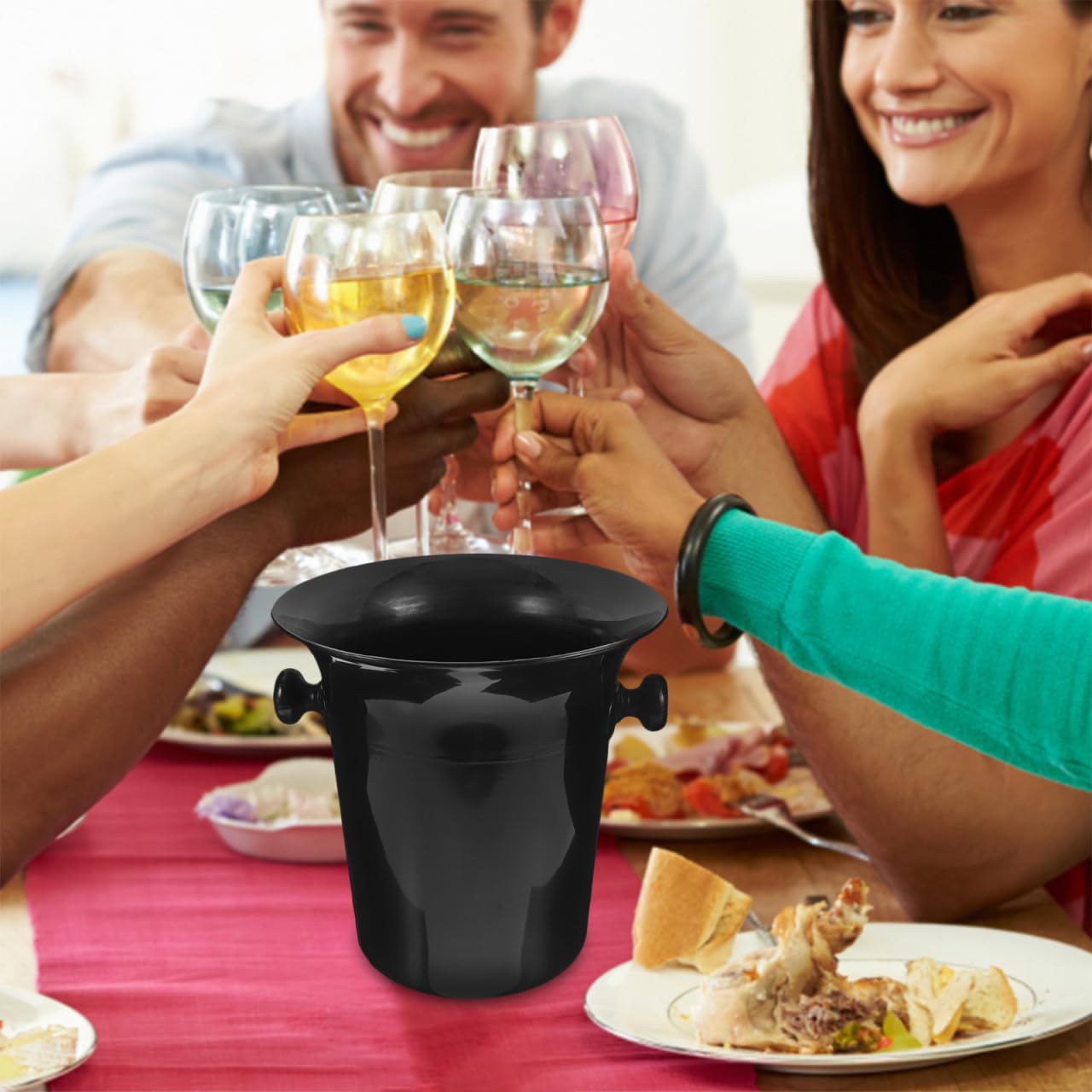 DOITOOL Barril Escupidera De Vino Negro para Fiestas Cubo De Hielo Redondo De PláStico para Almacenamiento De Bebidas 21Cm