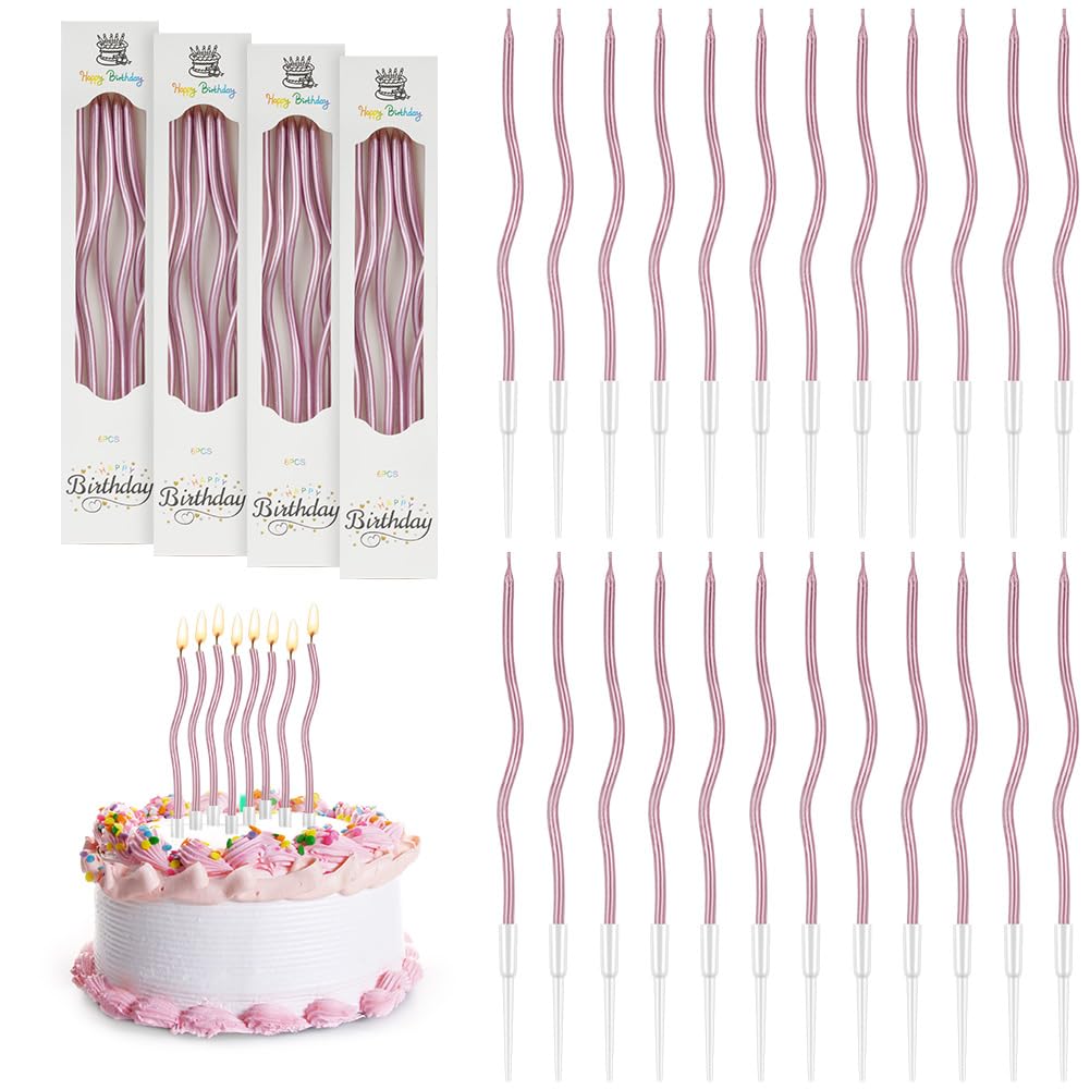 Torta Di Compleanno Con Candeline Immagine Stock - Immagine di sfondo, festa: 30591503