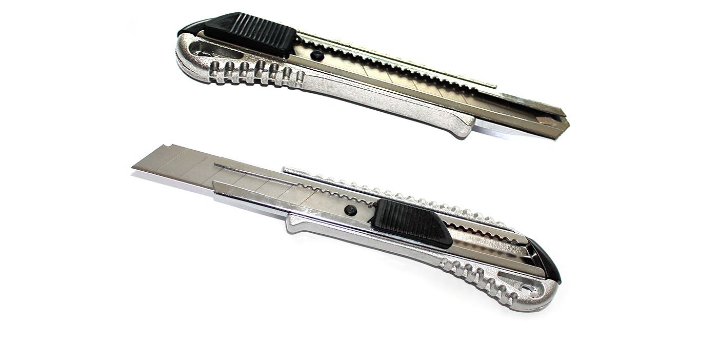 Afbreekmes blister met metalen mes 18mm