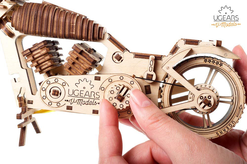 UGEARS maqueta Moto para Montar - Motocicleta Puzzle 3D Adultos - Modelo mecánico de Moto uniqo - maquetas Madera - Rompecabezas Madera 3D para Construir - Kits de construcción 3D (Motocicleta VM-02)