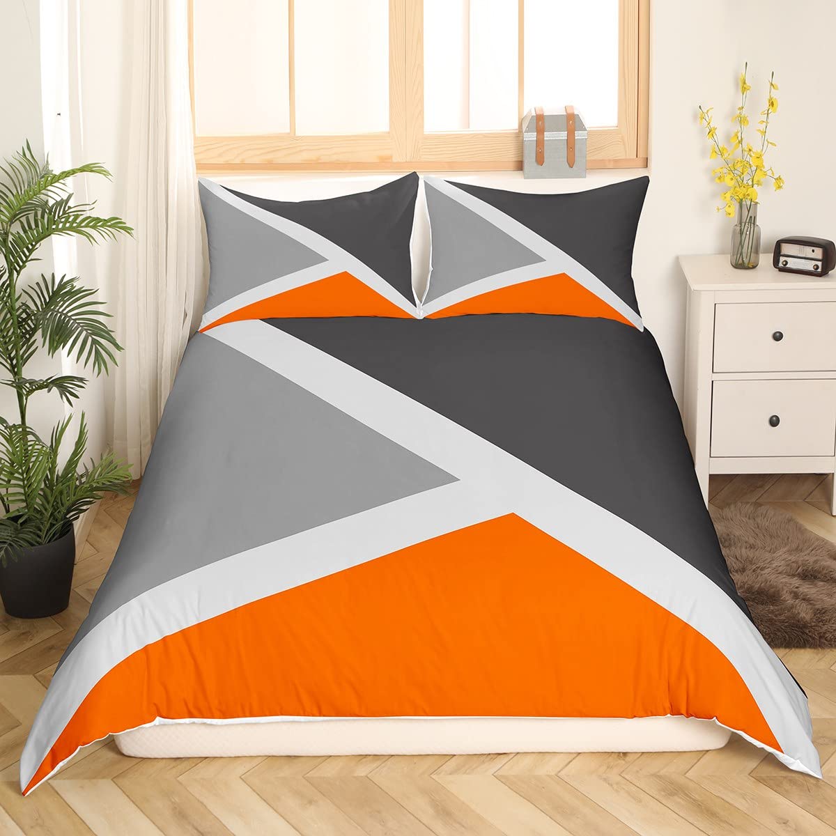 Homewish Geometric Triangle Duvet Cover Set including 2 Pillowcases, Super King Size, 100% Soft & Breathable Polyester - Image 3