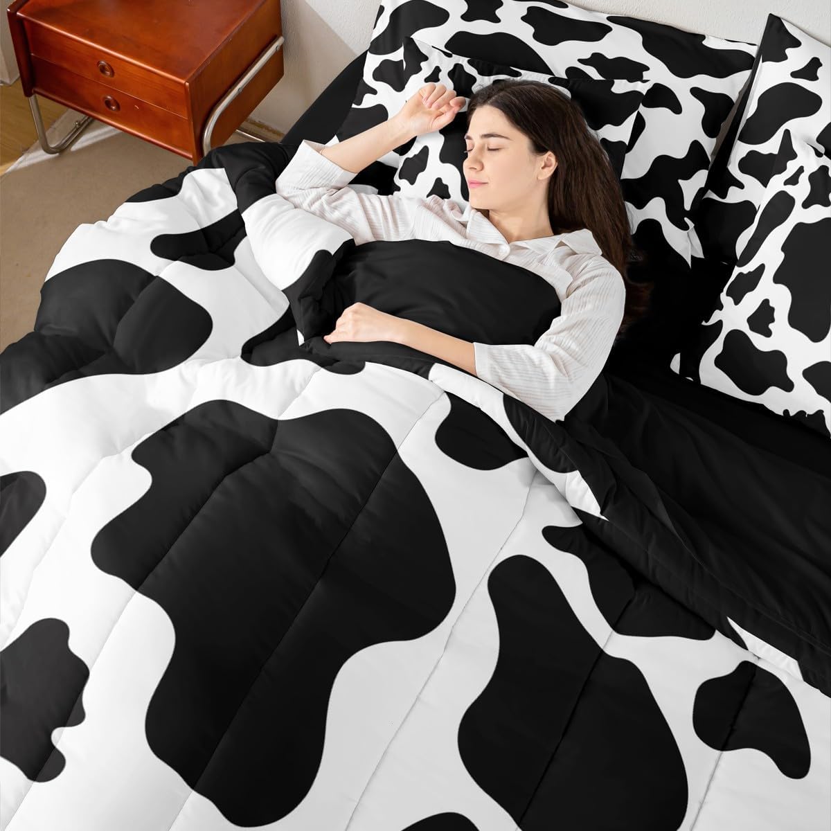 Erosebridal Cute Cow Bed in A Bag Queen Size Milk Cow Print Kids Comforter Set 7 Piece Black and White Bedding Set for Boys Teens Adult Bedroom Decor Abstract Soft Microfiber Sheets