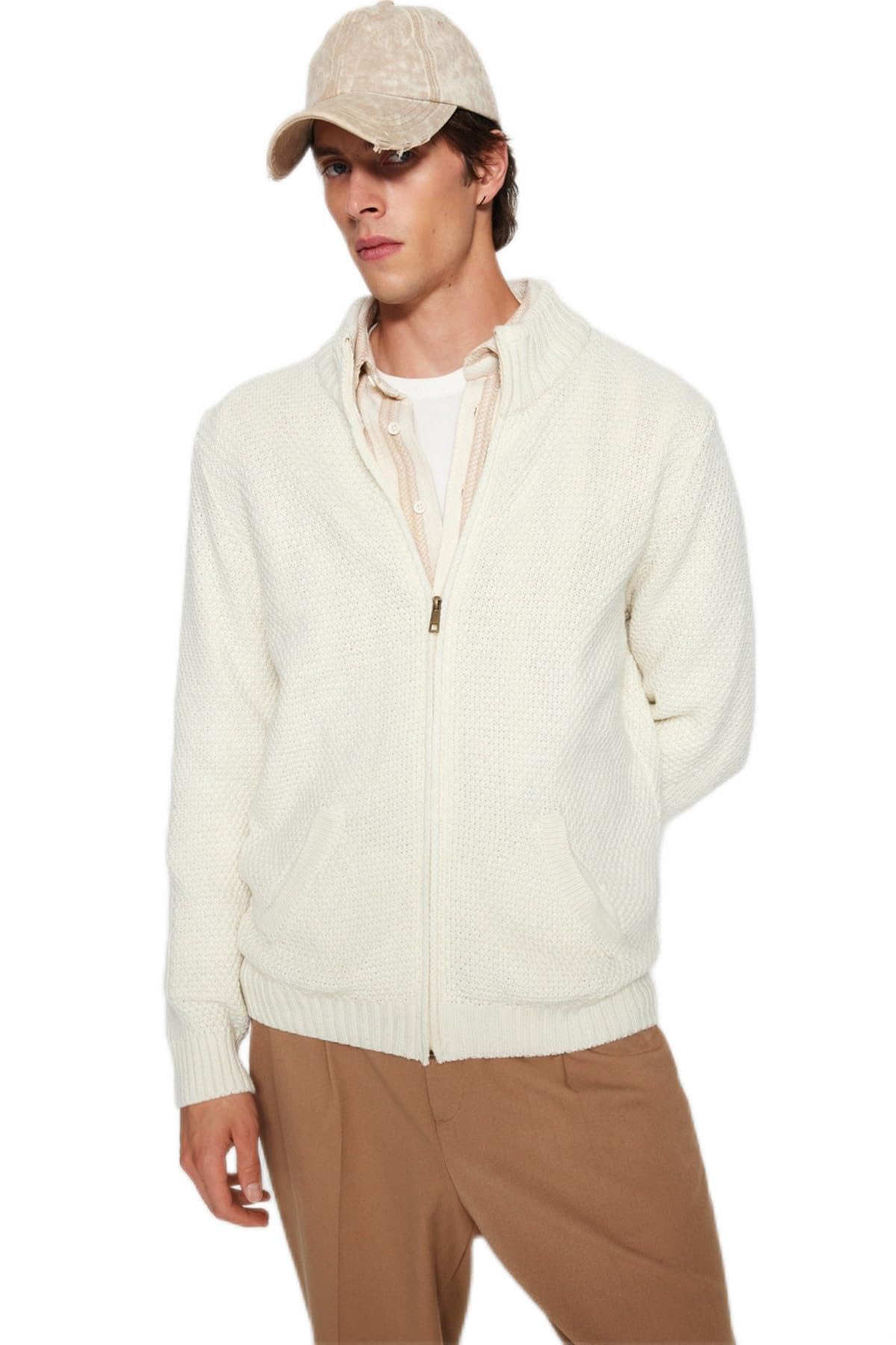 Trendyol Man Slim fit Basic High Neck Knitwear Cardigan,Ecru,M