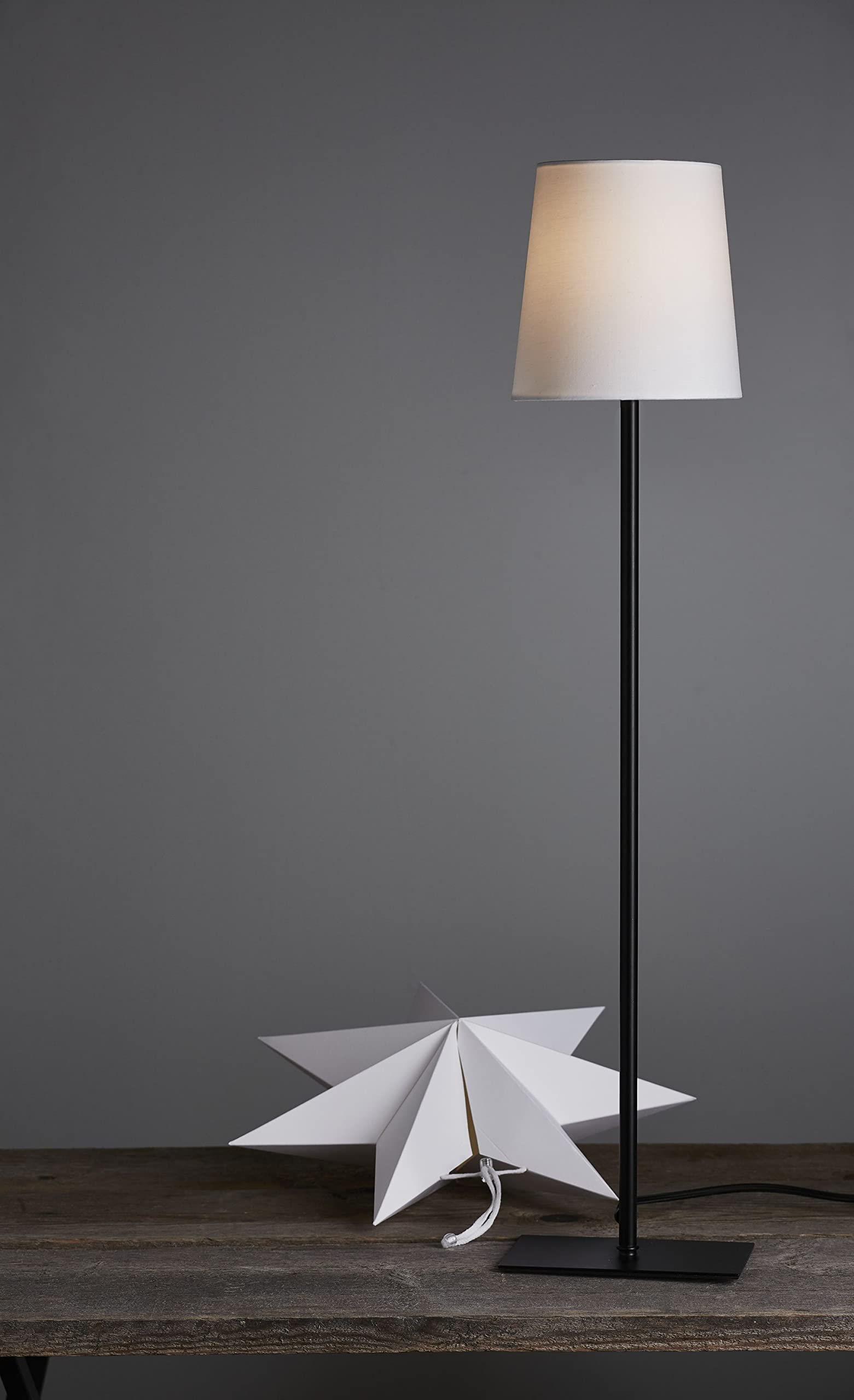 Stehlampe mit Wechselschirm Frozen von Star Trading, 3D Papierstern Weihnachten oder runder Lampenschirm in Weiß, Dekostern Stehleuchte mit Kabelschalter, E14, Höhe: 85 cm
