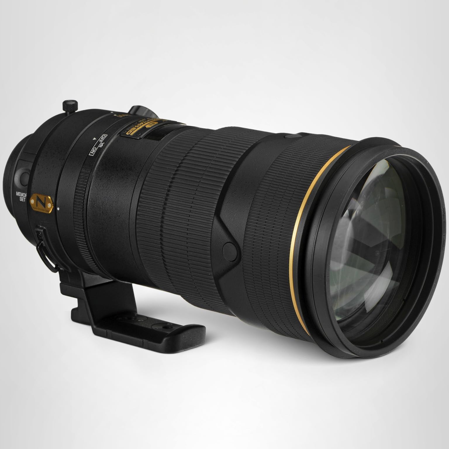Amazon.com : Nikon AF-S FX NIKKOR 300mm f/2.8G ED Vibration