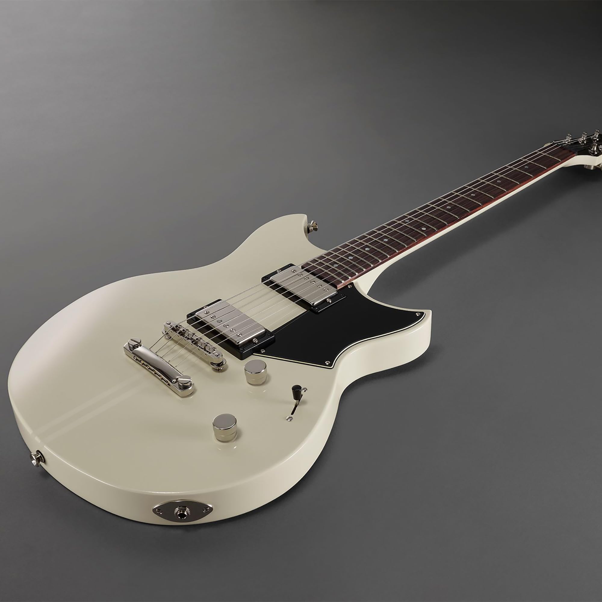 gnr_ss様限定 新品同様！YAMAHA RSE-20 ホワイト！ Amazon | ヤマハ YAMAHA エレキギター REVSTAR エレメントシリーズ