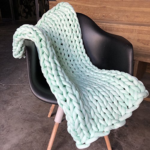 Eastsure Chunky Braid Cotton Yarn Supre Large For Arm Knitting Diy Handmade Blankets Machine Washable,Light Green,1.1Lb #TOP2