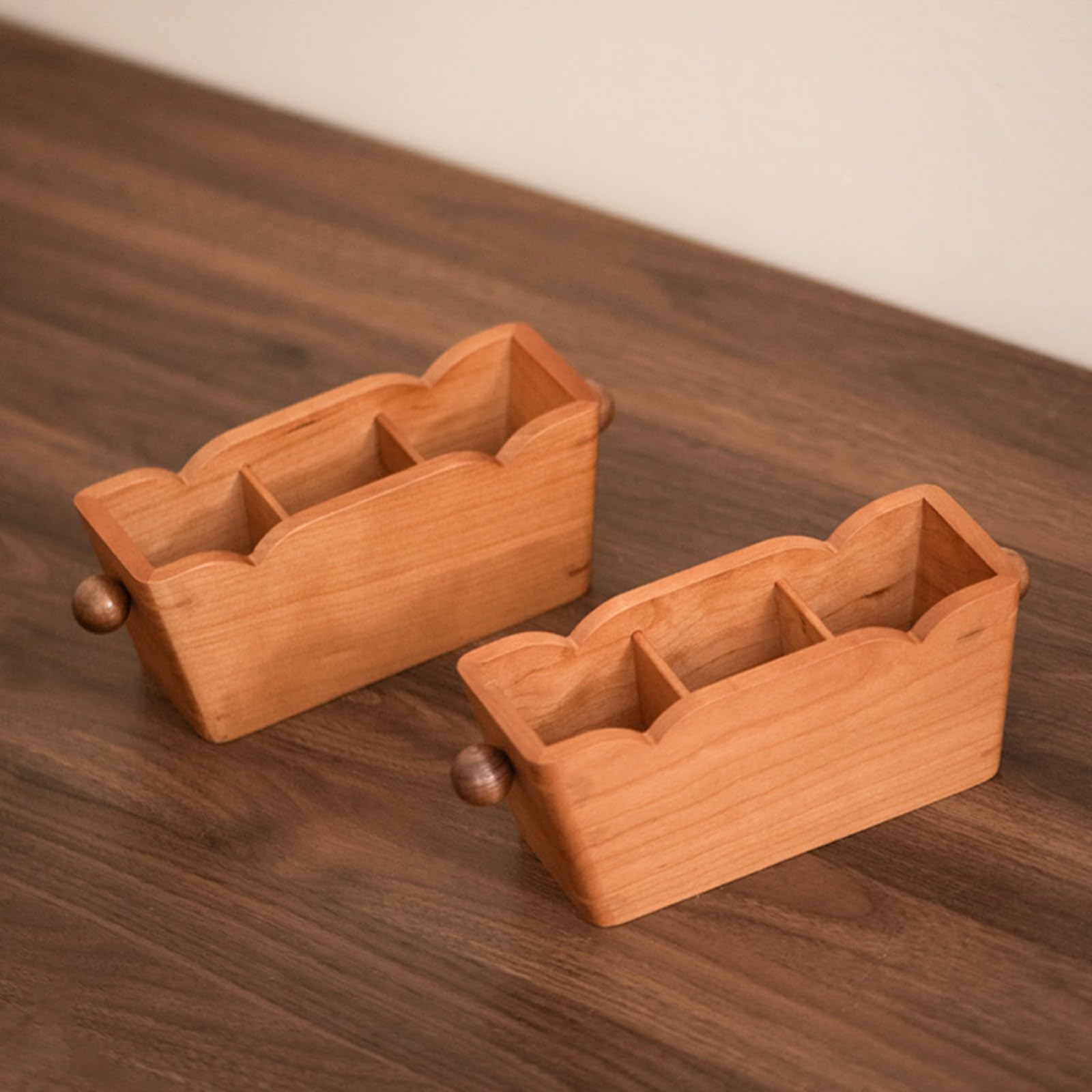 Baoblaze Contenitore da Tavolo in Legno di con Finitura Rustica E Due Scomparti Separati per Telecomandi E Chiavi Adatto per Ingresso Living, 3-Comp Cherry-walnut