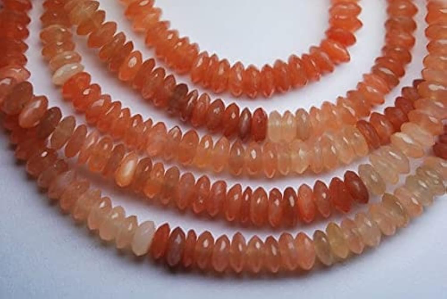 Pierre de lune pêche naturelle 7mm pour créer vos bijoux bohèmes chic